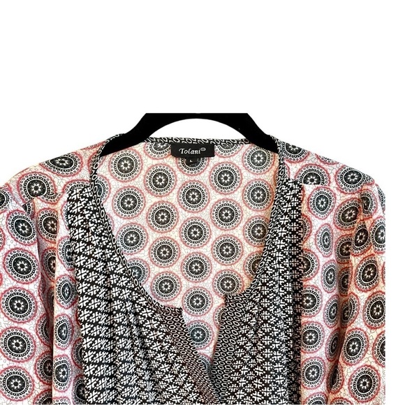 TOLANI, WOMENS 100% SILK BLOUSE. SOFT & LIGHT TO THE TOUCH. SIZE L - Picture 3 of 6